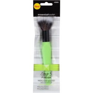 Essential Tools Step 3 Finish Highlight & Blend Makeup Brush