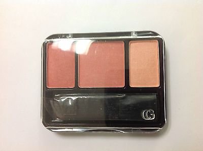 COVERGIRL Instant Cheekbones Contouring Blush ( PEACH PERFECTION ) NEW.